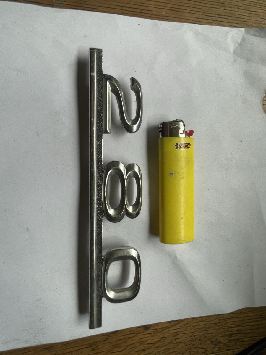 Mercedes Benz W123 280 trunk lid emblem designation 1238170715