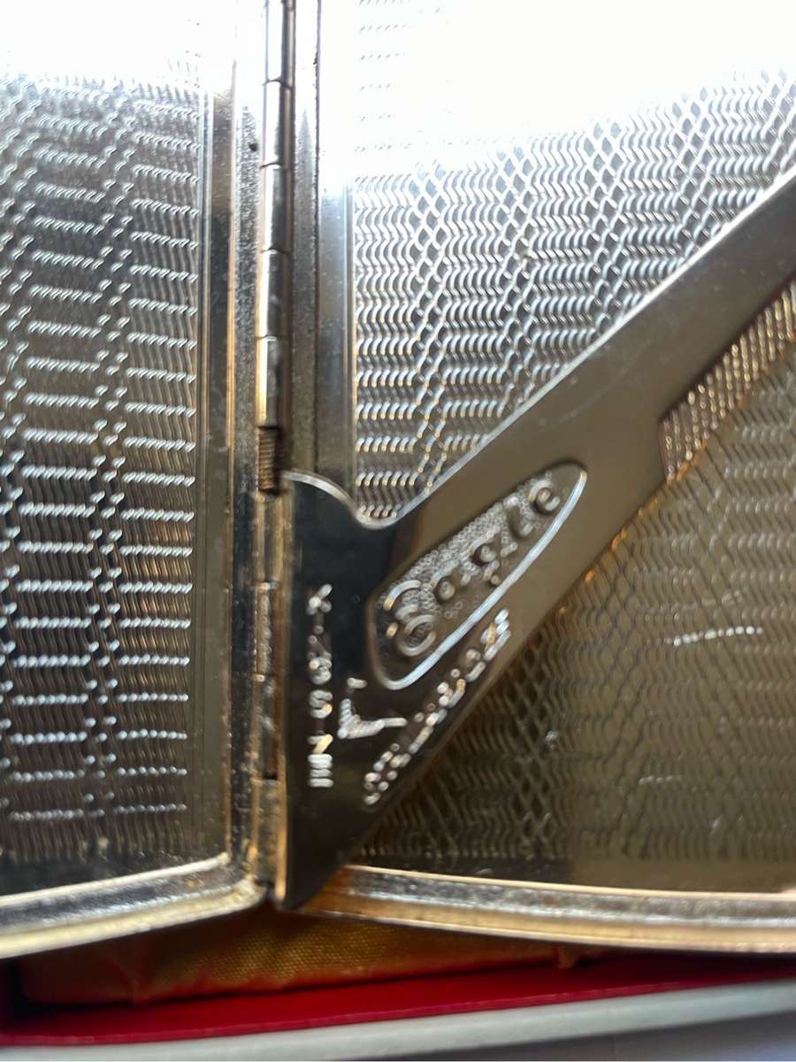 Vintage Sky Lite Eagle cigarette lighter / case