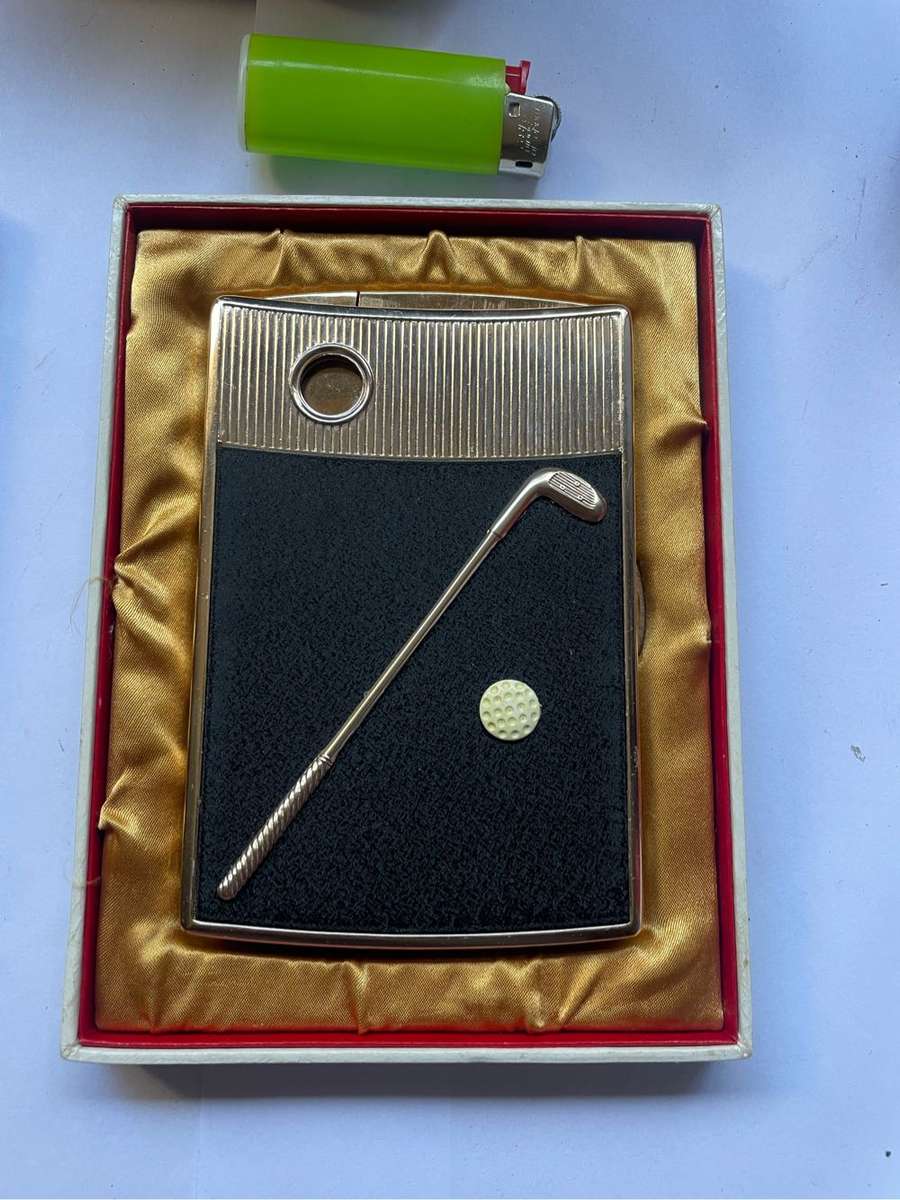 Vintage Sky Lite Eagle cigarette lighter / case