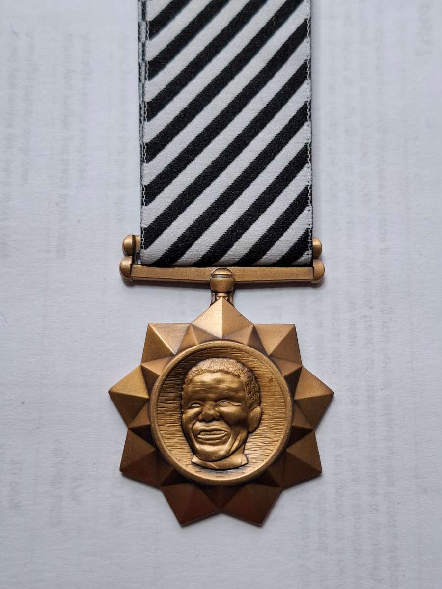 SANDF - Nelson Mandela Funeral medal - Bronze - Full size
