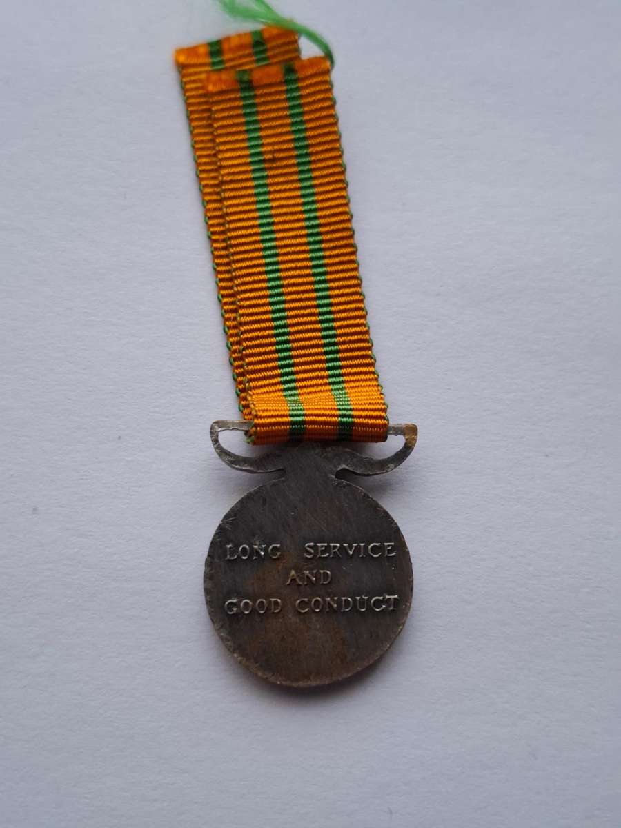 SADF / Homelands medal - Bophuthatswana Medal for Long Service (20 years) - miniature