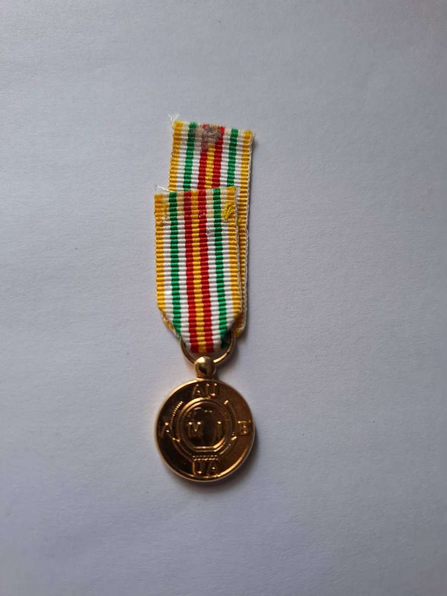 Africa Union medal - miniature Burundi