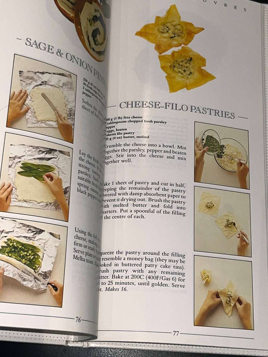 THE BOOK OF HORS D'OEUVRES BY JUNE BUDGEN