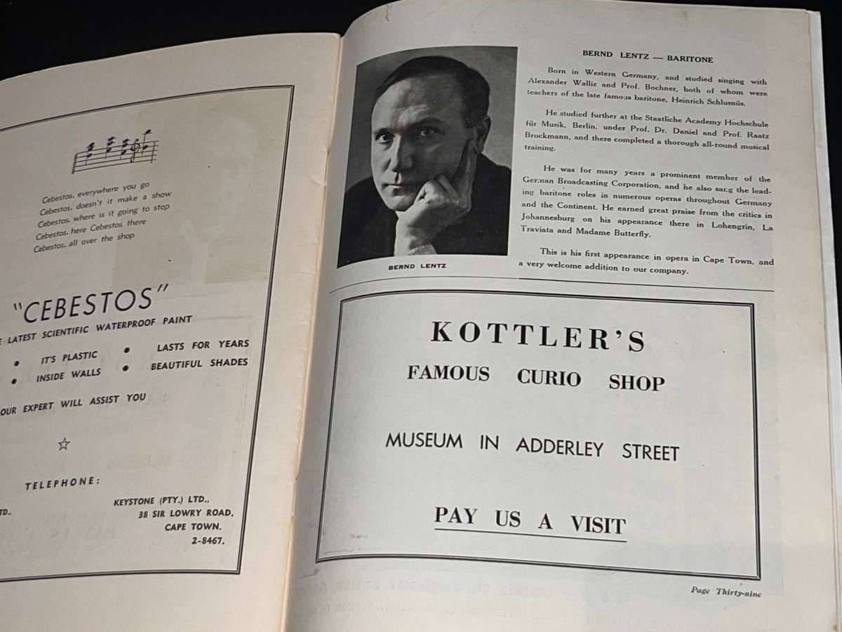 LABIA THEATRE 1953 SEASON  SOUVENIR PROGRAMME