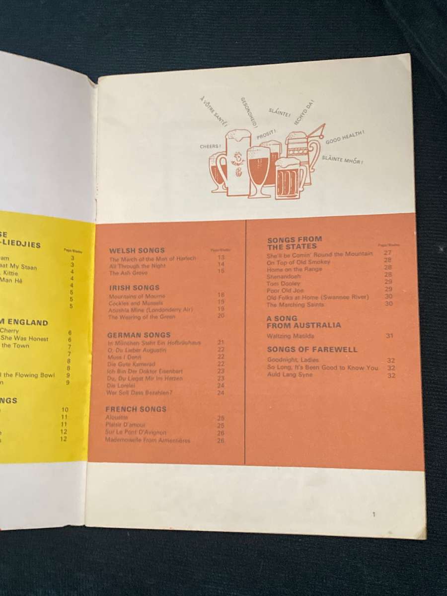 VINTAGE CASTLE LAGER SONG BOOK/ SANGBOEK