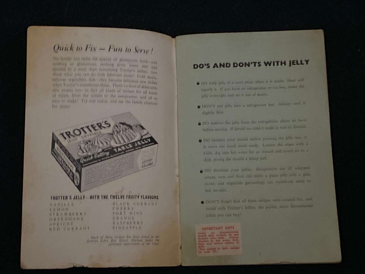 VINTAGE TROTTER'S DE LUXE RECIPE BOOK