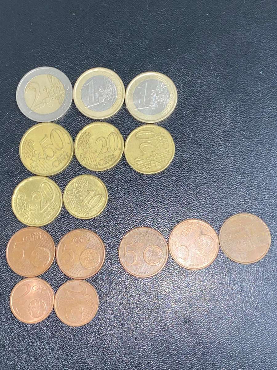 MIXED EURO COINS