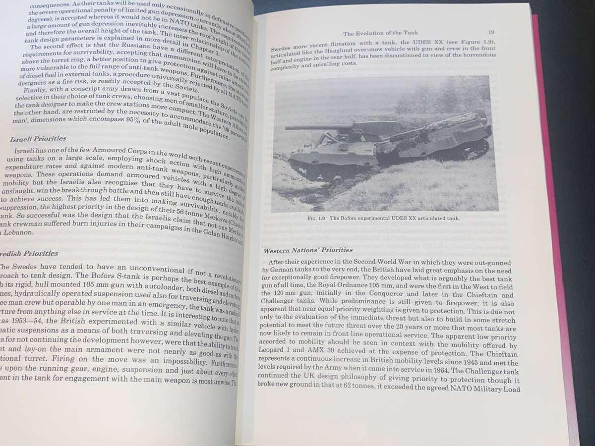 BRASSEY'S FIGHTING VEHICLES VOLUME 7