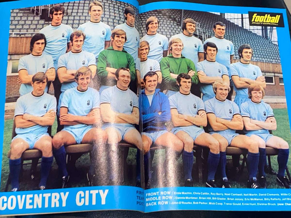 FOOTBALL PICTORIAL DEC 1970 VOL 3 NO.12