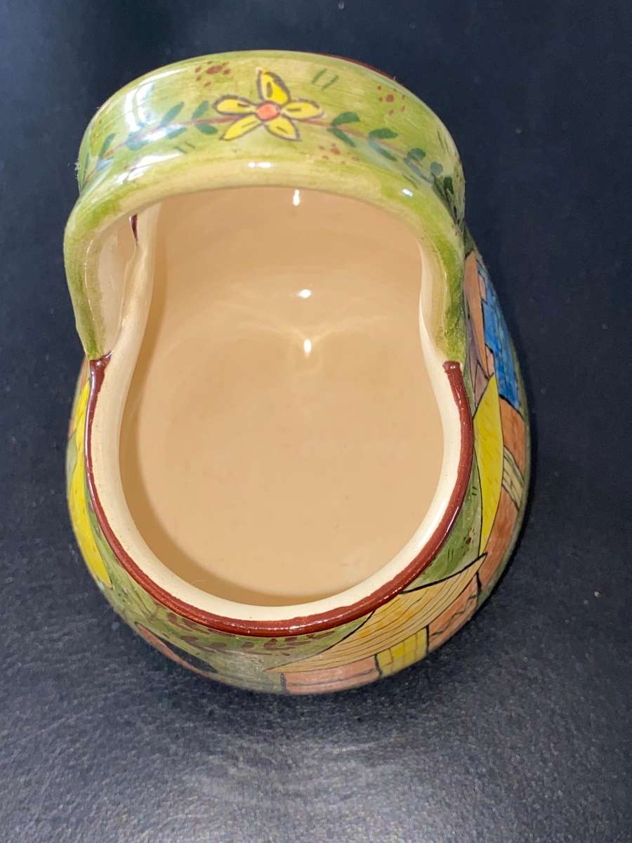 ZIMBABWE BASKET POTTERY ART , TRIBAL LIFE BY TENDAI