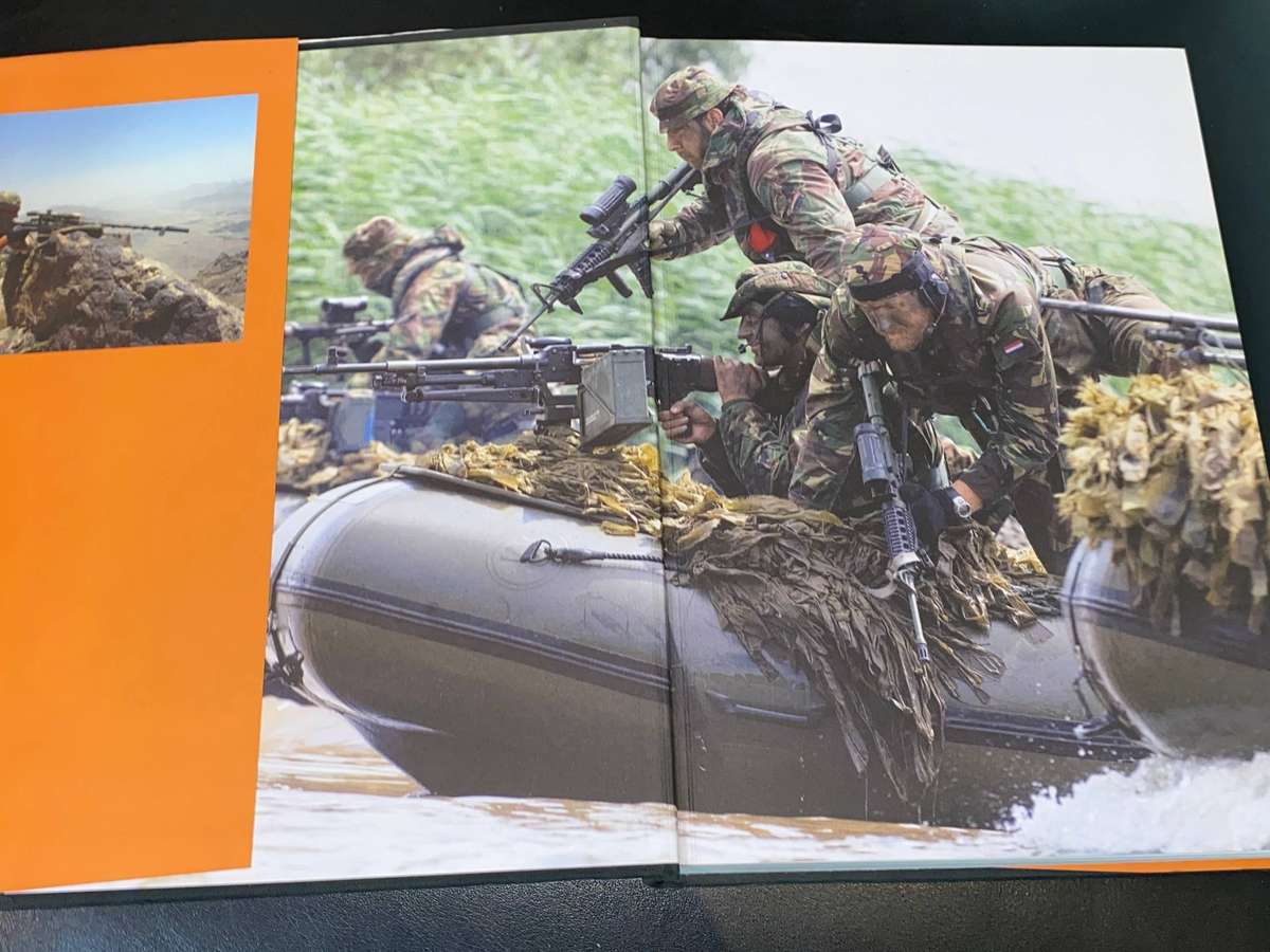 CALLSIGN NASSAU HET MODERNE KORPS COMMMANDOTROEPEN 1989-2012