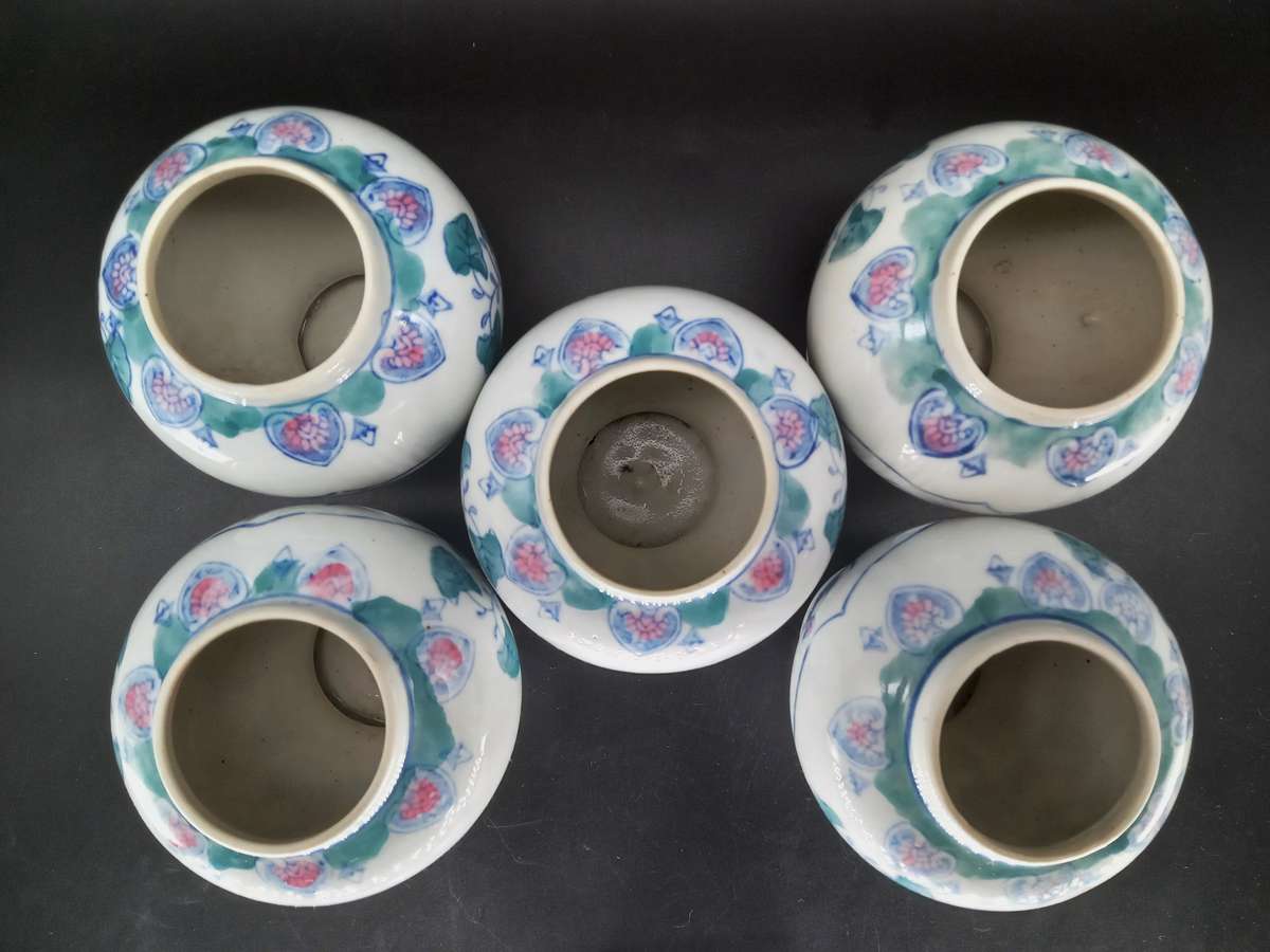 Vintage Chinoiserie! 5 x Chinese Hand Painted Water Lily & Birds Vases (12cm x 9cm)