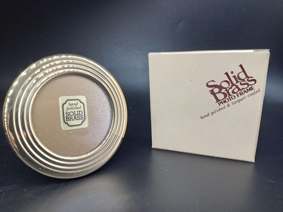 Vintage! Solid Brass Round Photo Frame 6.3cm Unused & Boxed