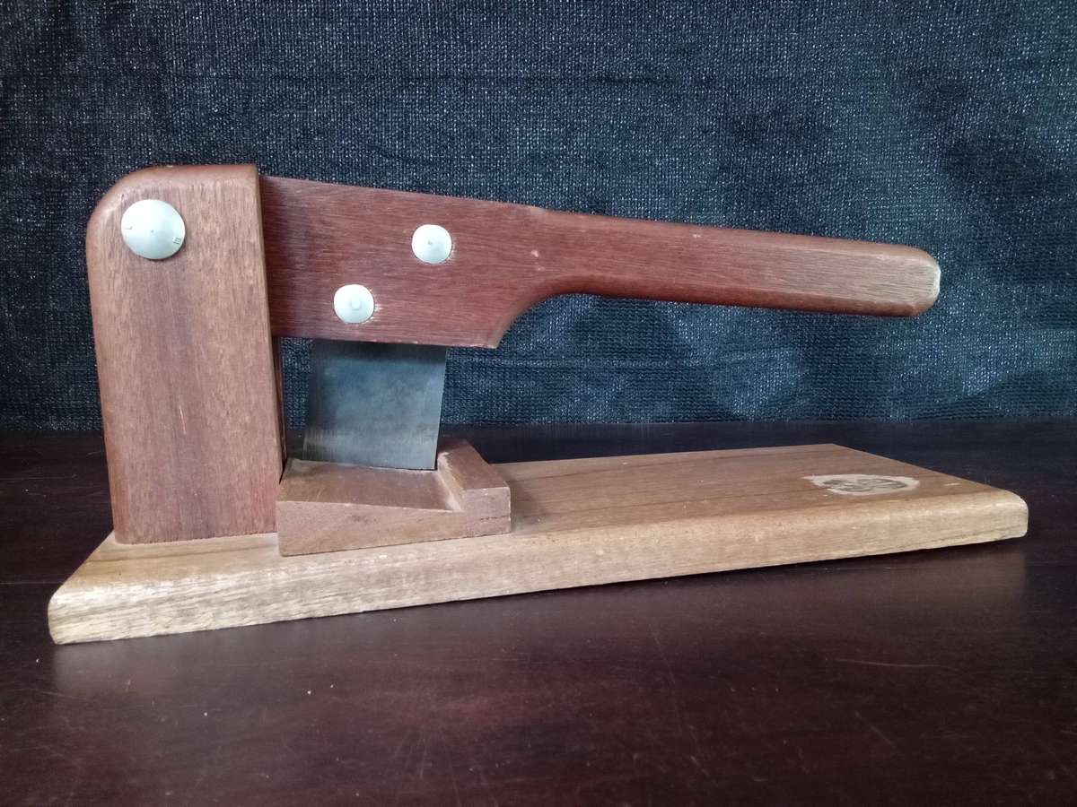 Robust Handmade Wooden Biltong Slicer (40cm x 15cm x 17cm)