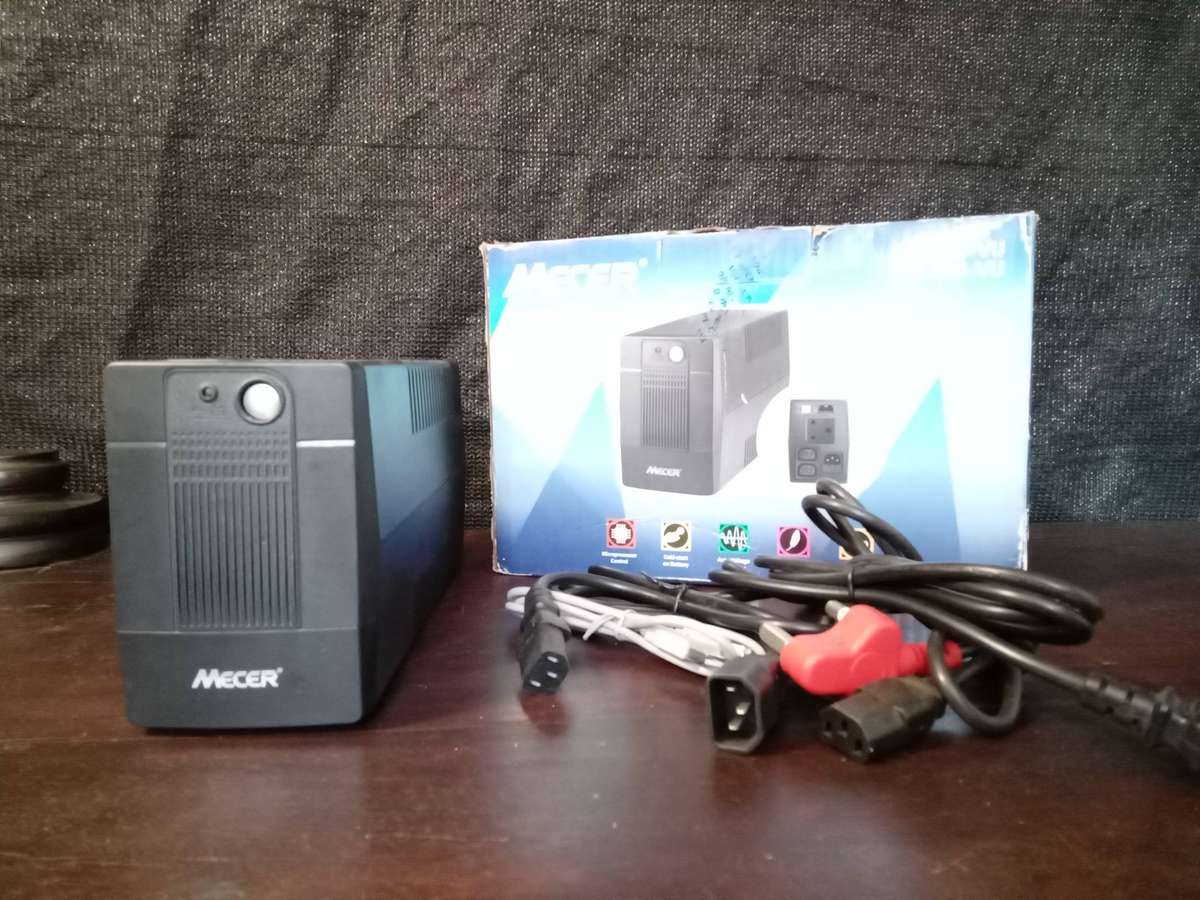 Mecer 850VA Line Interactive UPS (ME-650-VU / ME-850-VU)