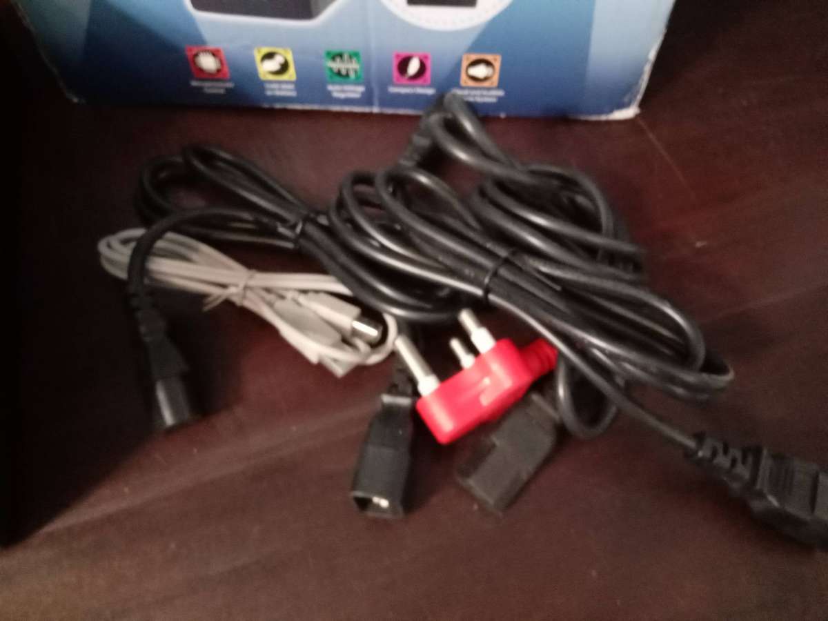 Mecer 850VA Line Interactive UPS (ME-650-VU / ME-850-VU)