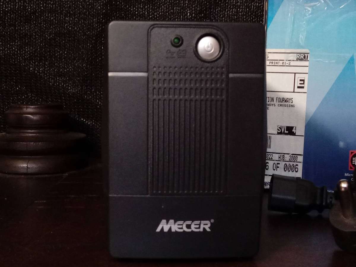 Mecer 850VA Line Interactive UPS (ME-650-VU / ME-850-VU)