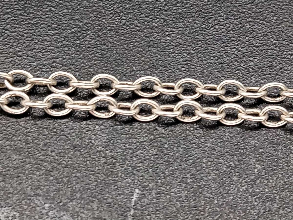 Vintage!!! Sterling Silver Oval Fine Etched Filigree Pattern Locket Pendant and Necklace