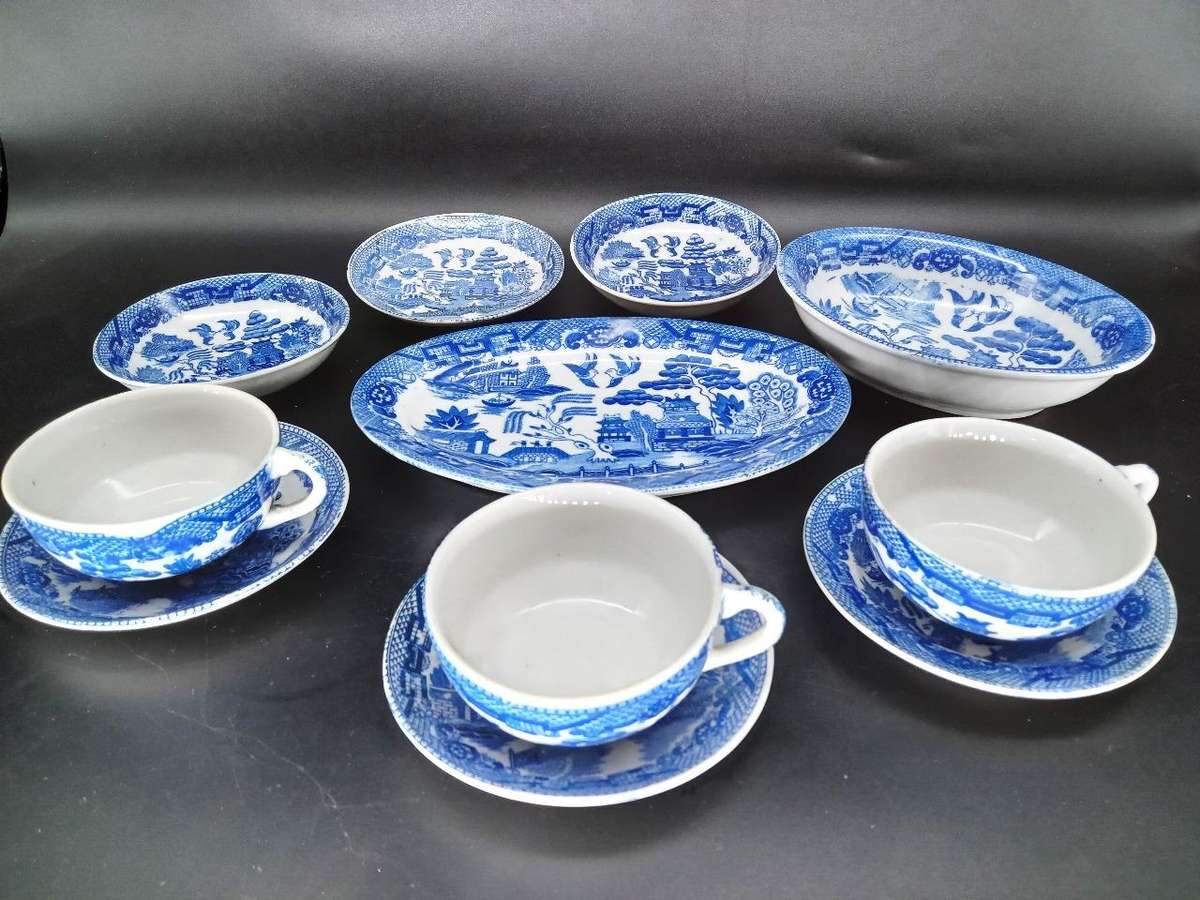 Vintage! Blue Willow Porcelain Children's Play Set (Incomplete Set)