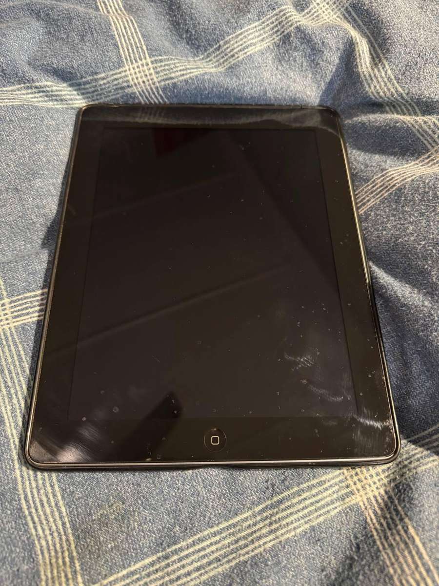 iPad A1458 Wi-Fi 16GB