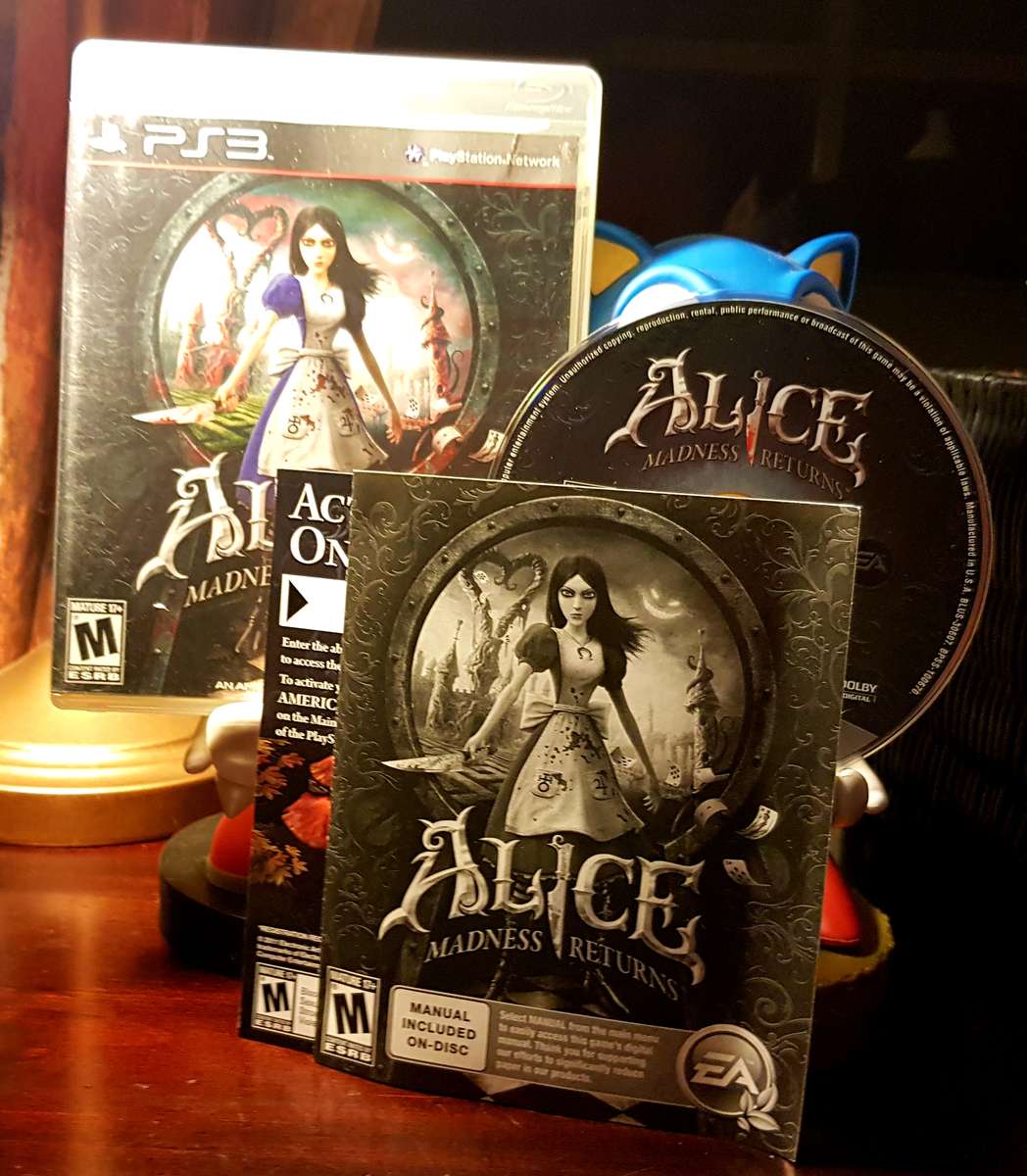 PlayStation 3 - Alice: Madness Returns - Complete in Box - Very Good Condition!