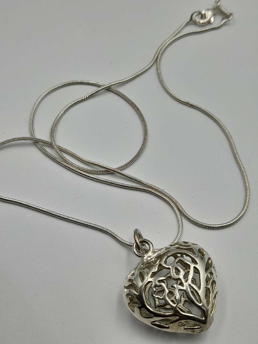 Beautiful Sterling Silver Necklace