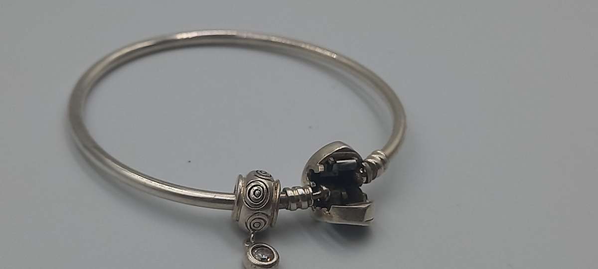 Pandora Bangle