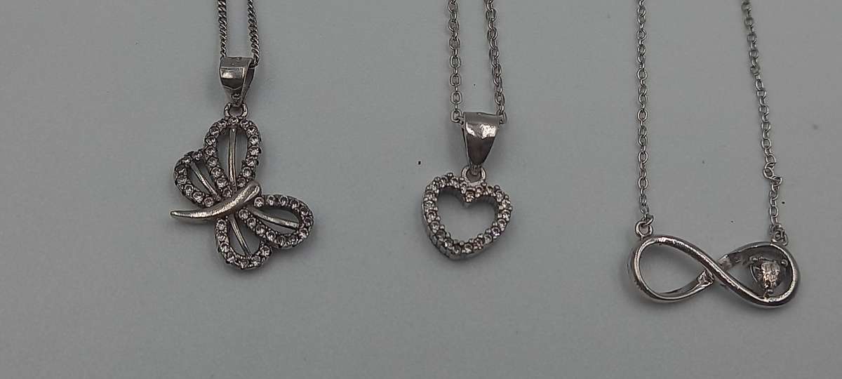 Beautiful Sterling Silver Necklaces Lot