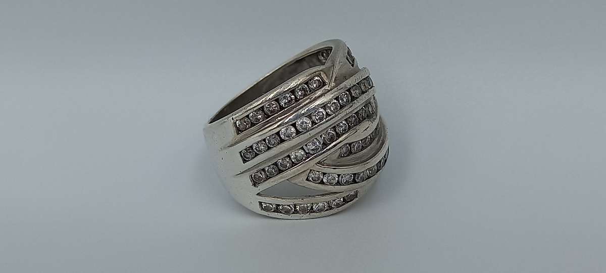 Beautiful Sterling Silver Ring