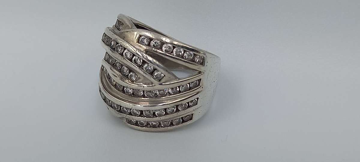 Beautiful Sterling Silver Ring