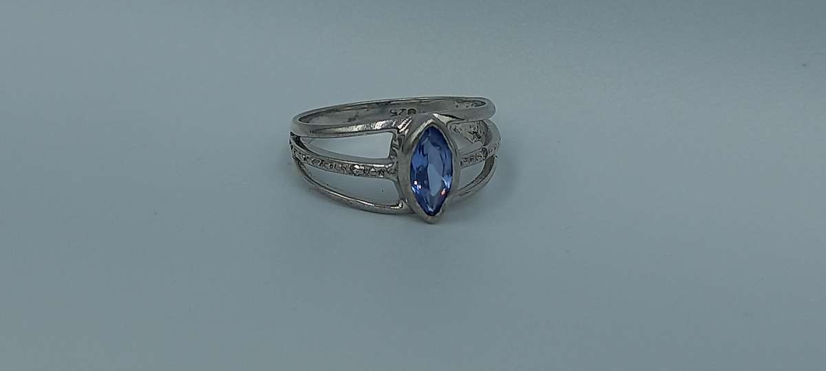 Beautiful Sterling Silver Ring