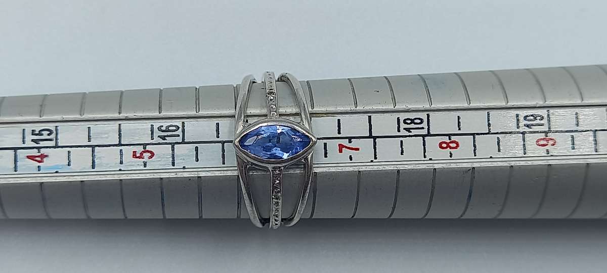 Beautiful Sterling Silver Ring