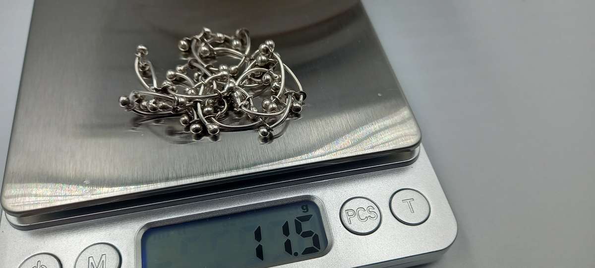 Funky Sterling Silver parabola shape link necklace