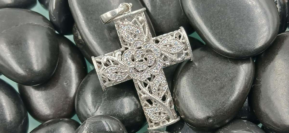 Beautiful Sterling Silver Cross