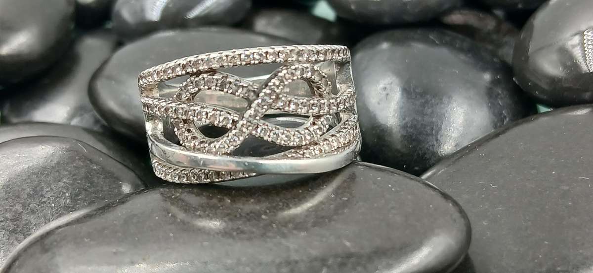 Beautiful Sterling Silver Ring