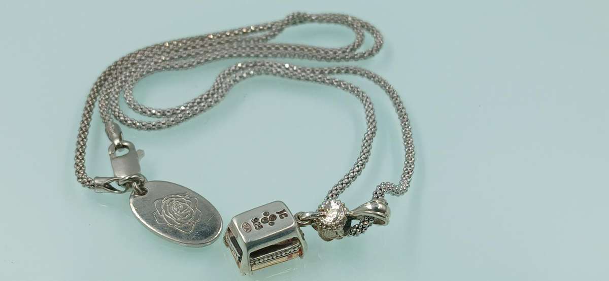 Beautiful Sterling Silver Jenna Clifford Necklace