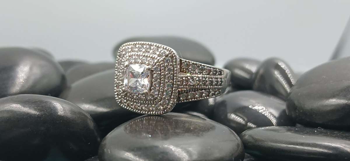 Beautiful Sterling Silver Ring