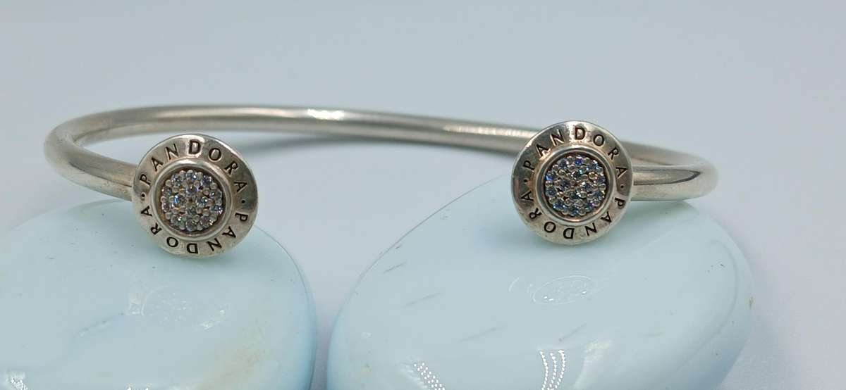 Pandora Bangle