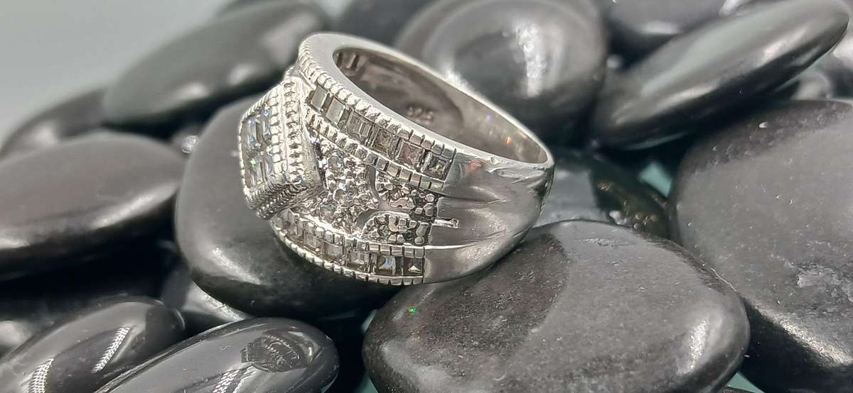 Beautiful Sterling Silver Ring