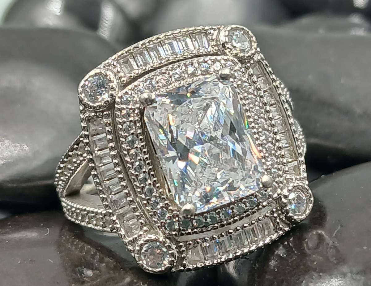 Beautiful Sterling Silver Ring