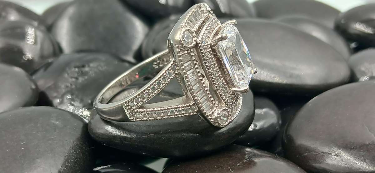 Beautiful Sterling Silver Ring