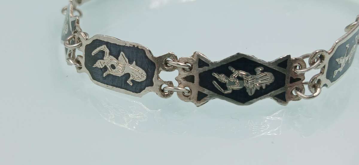 Vintage Siam Sterling Silver Bracelet