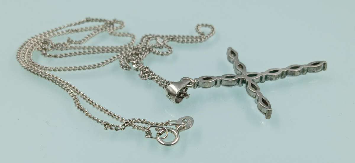 Elegant Sterling Silver Necklace