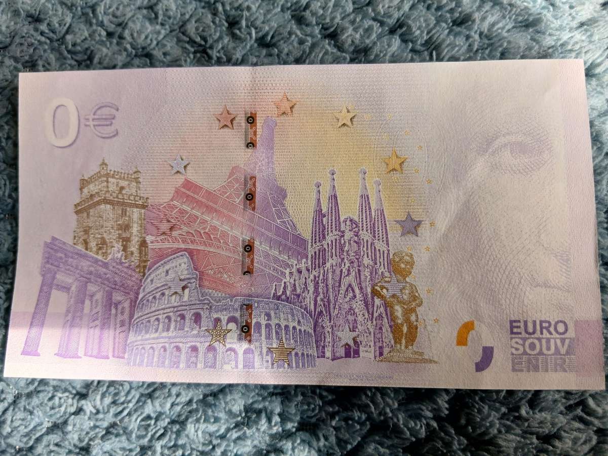 0 Euro Note