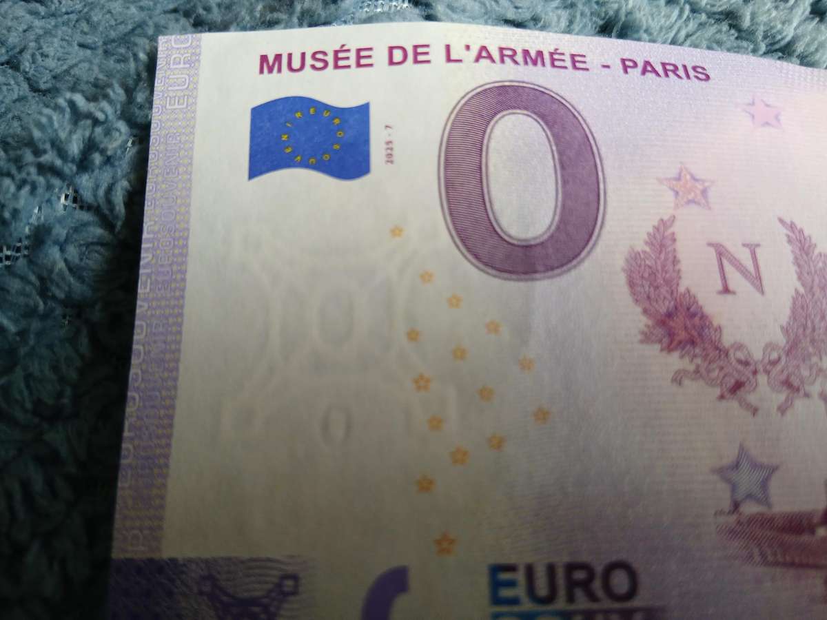 0 Euro Note