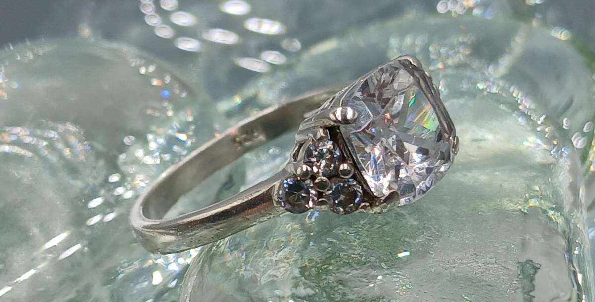 Elegant Sterling Silver Ring