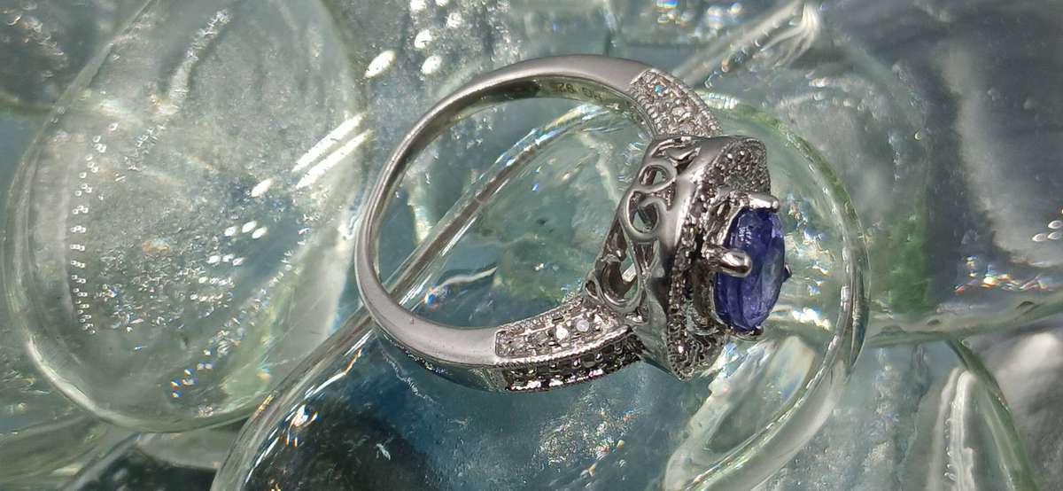 Stunning Sterling Silver Ring