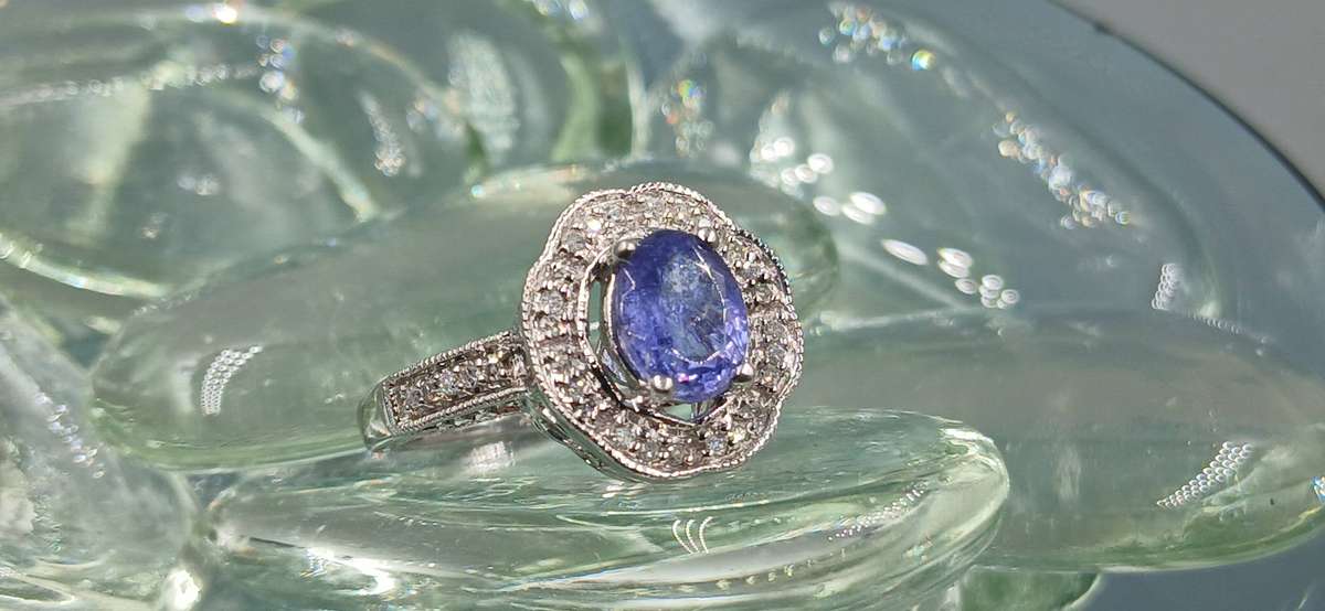 Stunning Sterling Silver Ring