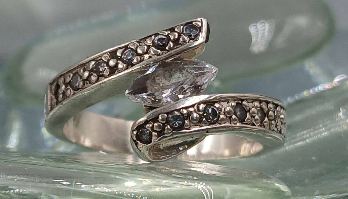 Elegant Sterling Silver Ring