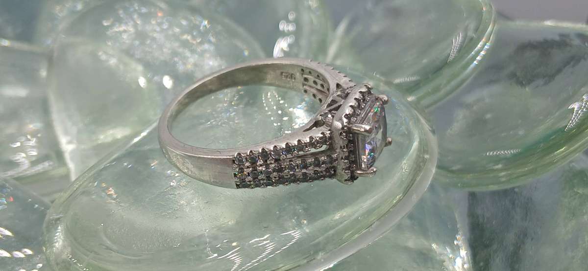 Beautiful Sterling Silver Ring